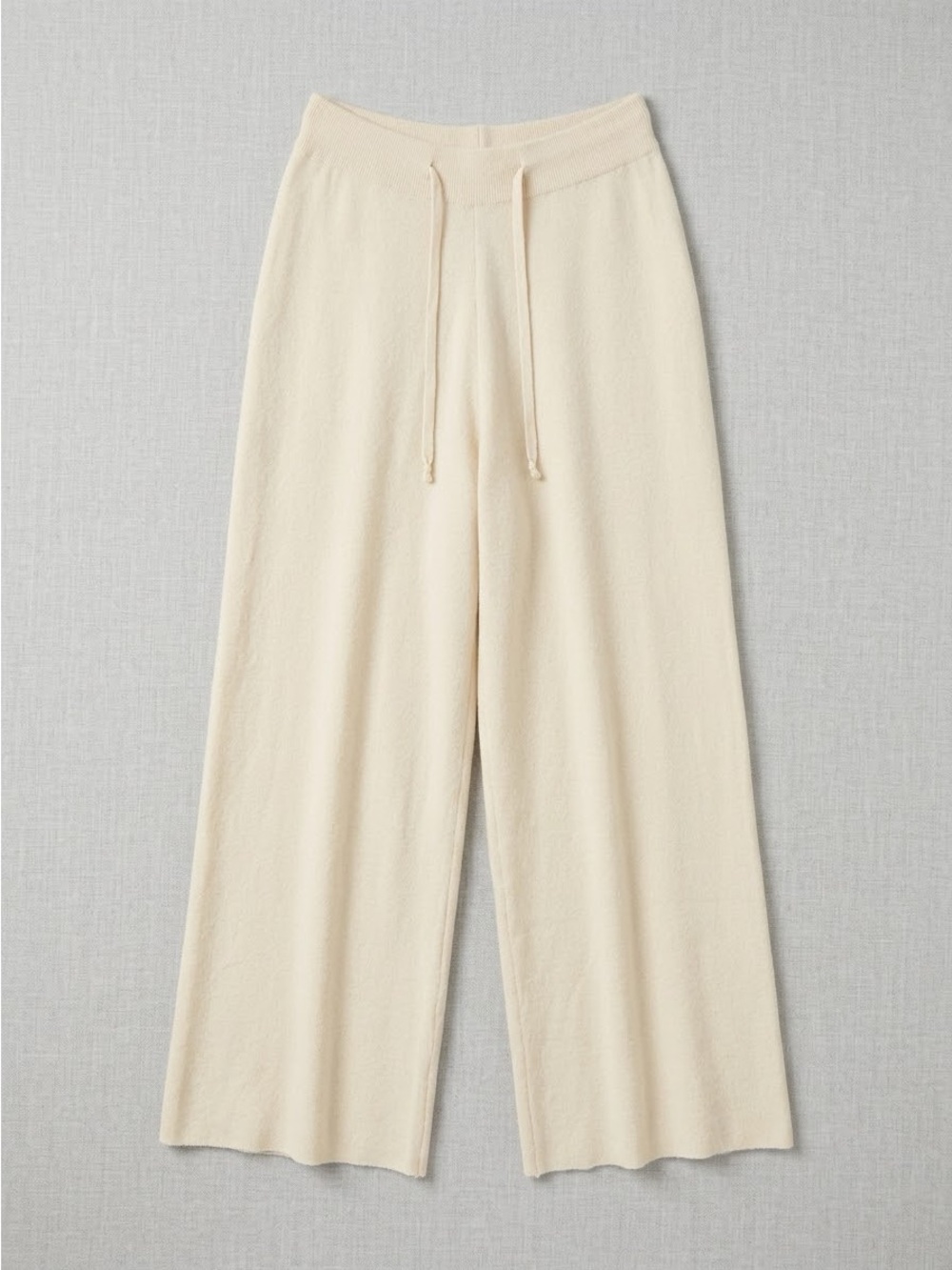 Cést Moi Wide-Leg Drawstring Pants in Soft Cream